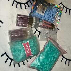 Lash technician supplies